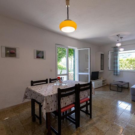 Apartments By The Sea Mudri Dolac, Hvar - 582 Vrboska Exterior foto